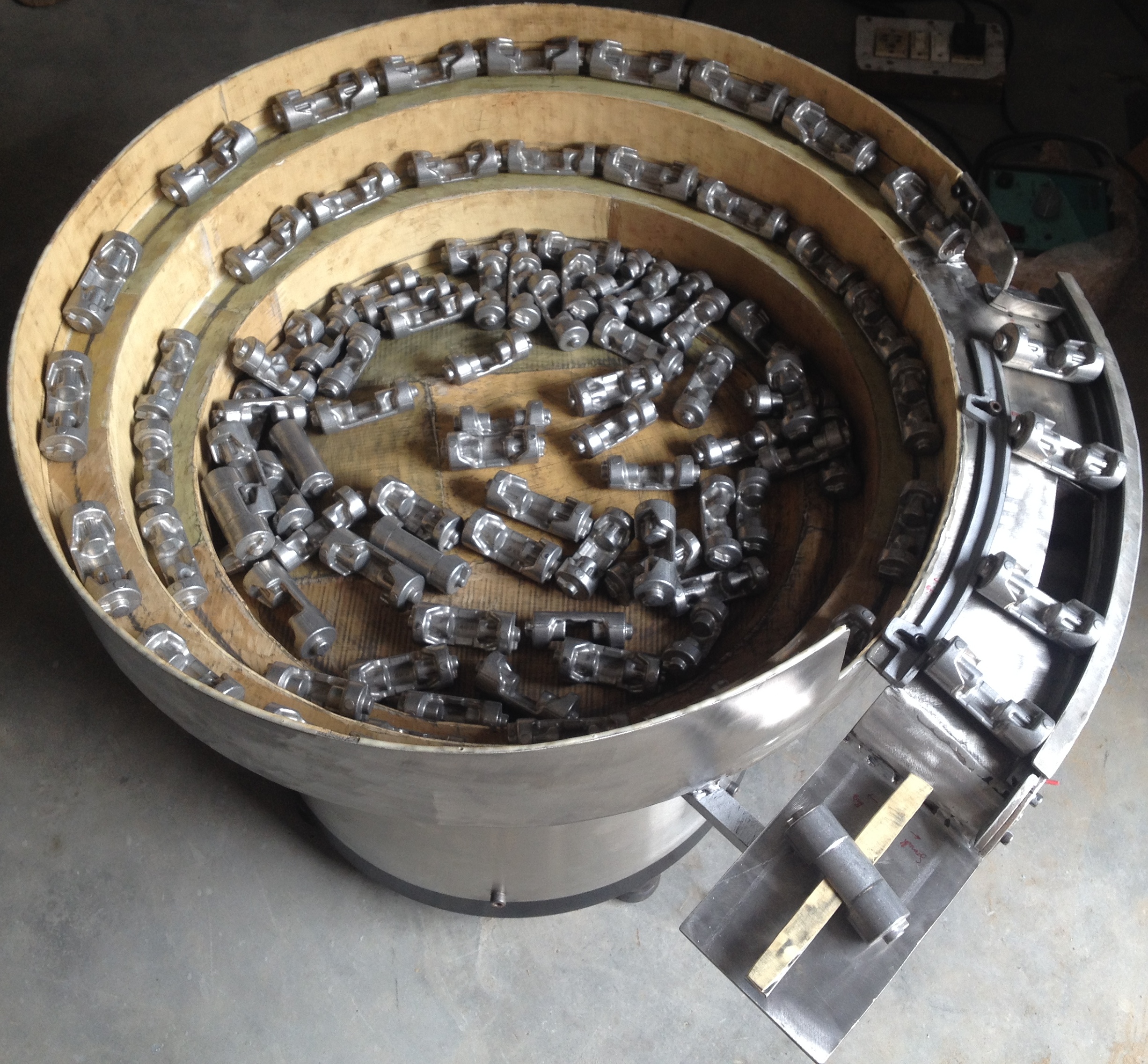 Satvir Engineering Leading Vibratory Bowl Feeder Manufacturer And